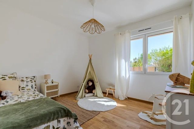 Appartement F4 à vendre - 4 pièces - 87.23 m2 - GRADIGNAN - 33 - AQUITAINE - Century 21 Les Graves