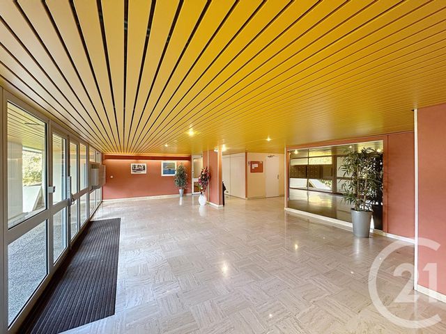 Appartement T4 à vendre - 4 pièces - 99.0 m2 - GRADIGNAN - 33 - AQUITAINE - Century 21 Les Graves