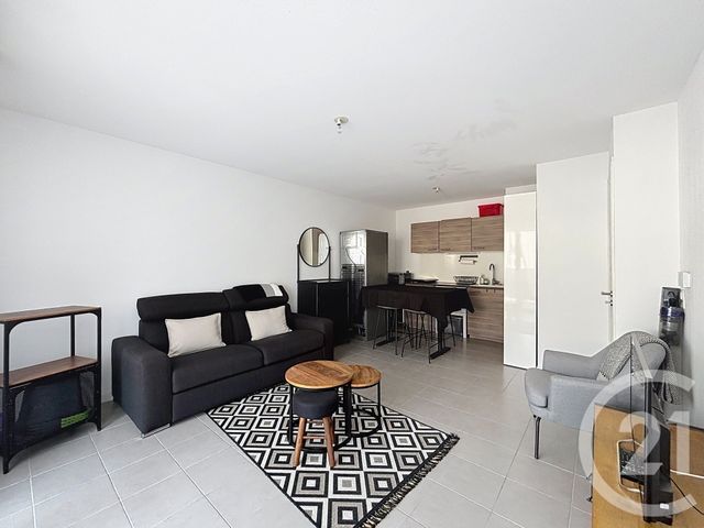Appartement T2 à vendre - 2 pièces - 42.4 m2 - CANEJAN - 33 - AQUITAINE - Century 21 Les Graves