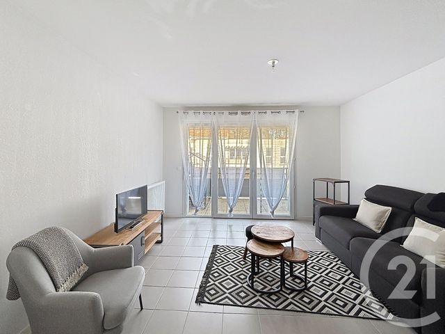 Appartement T2 à vendre - 2 pièces - 42.4 m2 - CANEJAN - 33 - AQUITAINE - Century 21 Les Graves