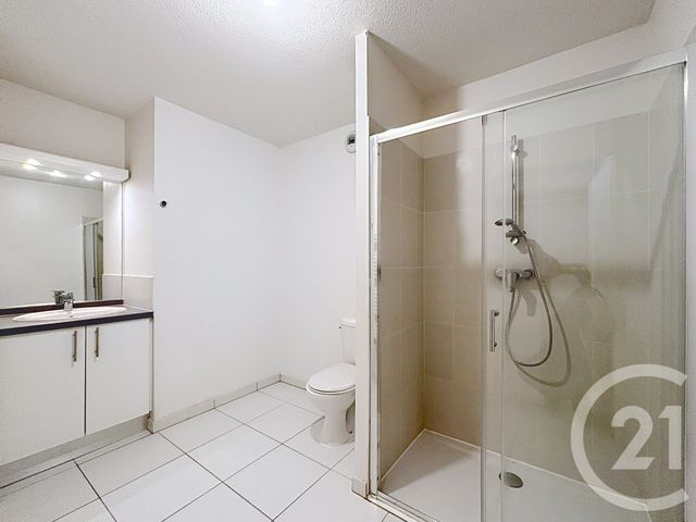 Appartement T2 à vendre - 2 pièces - 42.38 m2 - GRADIGNAN - 33 - AQUITAINE - Century 21 Les Graves