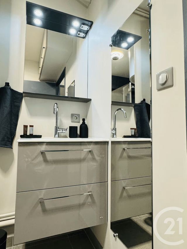 Appartement T1 à vendre - 1 pièce - 31.01 m2 - GRADIGNAN - 33 - AQUITAINE - Century 21 Les Graves