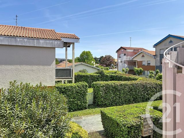 Appartement F3 à vendre - 3 pièces - 59.43 m2 - GRADIGNAN - 33 - AQUITAINE - Century 21 Les Graves