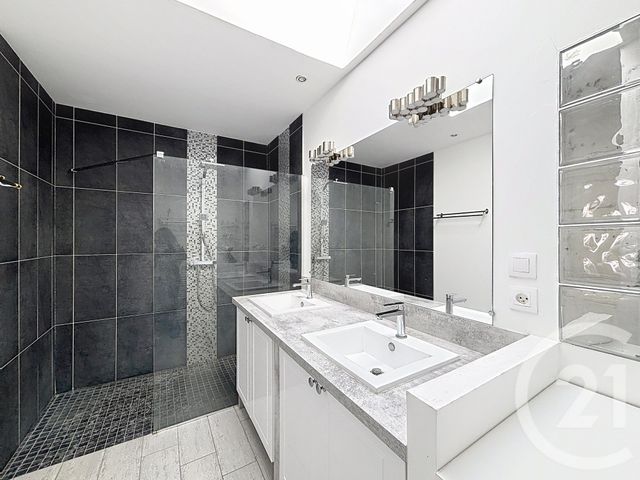 maison à vendre - 7 pièces - 145.8 m2 - GRADIGNAN - 33 - AQUITAINE - Century 21 Les Graves