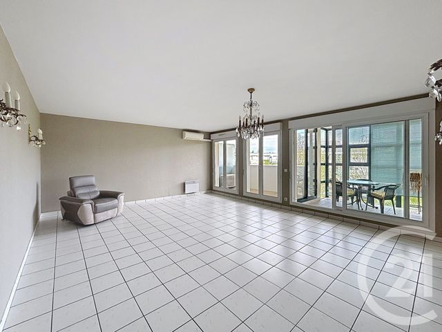 Appartement T5 à louer - 5 pièces - 110.17 m2 - GRADIGNAN - 33 - AQUITAINE - Century 21 Les Graves