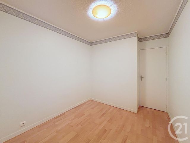 Appartement T4 à louer - 4 pièces - 93.77 m2 - GRADIGNAN - 33 - AQUITAINE - Century 21 Les Graves