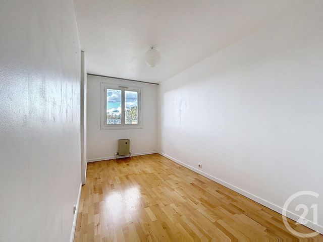 Appartement T4 à louer - 4 pièces - 93.77 m2 - GRADIGNAN - 33 - AQUITAINE - Century 21 Les Graves