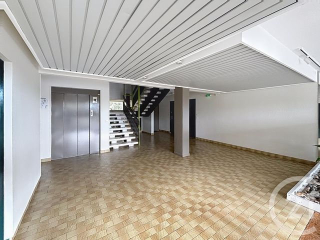 Appartement T4 à louer - 4 pièces - 93.77 m2 - GRADIGNAN - 33 - AQUITAINE - Century 21 Les Graves