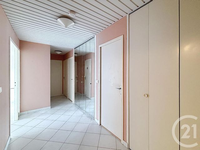 Appartement T4 à louer - 4 pièces - 93.77 m2 - GRADIGNAN - 33 - AQUITAINE - Century 21 Les Graves