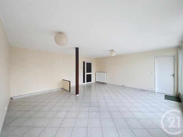 Appartement T4 à louer - 4 pièces - 93.77 m2 - GRADIGNAN - 33 - AQUITAINE - Century 21 Les Graves