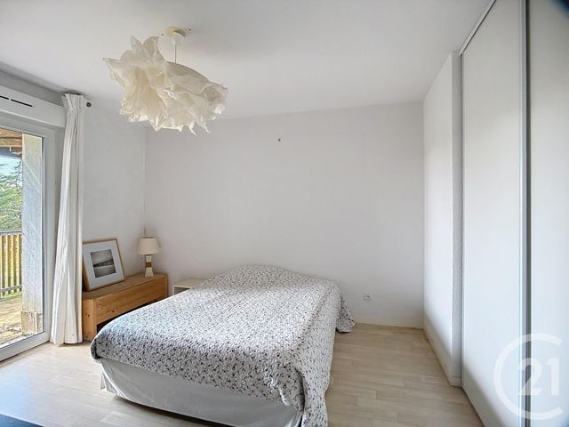 Appartement F3 à vendre - 3 pièces - 66.0 m2 - GRADIGNAN - 33 - AQUITAINE - Century 21 Les Graves
