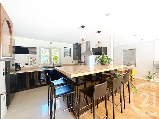 maison à vendre - 10 pièces - 245.77 m2 - CESTAS - 33 - AQUITAINE - Century 21 Les Graves