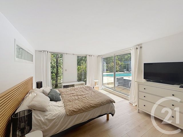 maison à vendre - 10 pièces - 240.0 m2 - CESTAS - 33 - AQUITAINE - Century 21 Les Graves