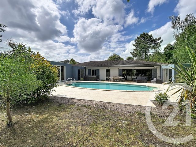 maison à vendre - 10 pièces - 240.0 m2 - CESTAS - 33 - AQUITAINE - Century 21 Les Graves