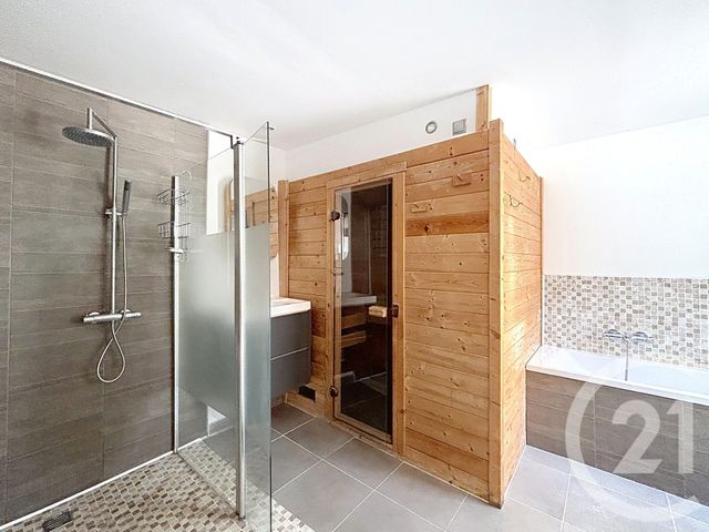 maison à vendre - 10 pièces - 245.77 m2 - CESTAS - 33 - AQUITAINE - Century 21 Les Graves