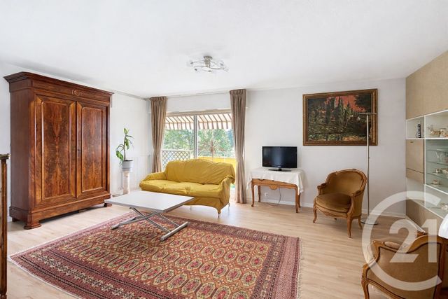 Appartement T5 à vendre - 6 pièces - 131.77 m2 - GRADIGNAN - 33 - AQUITAINE - Century 21 Les Graves