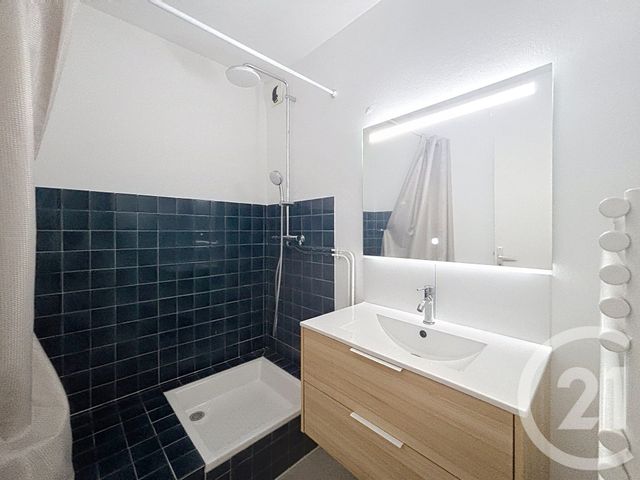 Appartement T5 à vendre - 6 pièces - 131.77 m2 - GRADIGNAN - 33 - AQUITAINE - Century 21 Les Graves