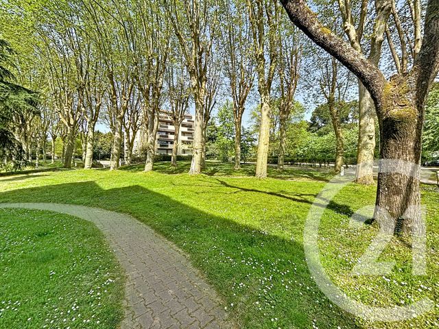 Appartement T5 à vendre - 6 pièces - 131.77 m2 - GRADIGNAN - 33 - AQUITAINE - Century 21 Les Graves