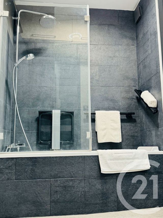 Appartement T1 à vendre - 1 pièce - 31.01 m2 - GRADIGNAN - 33 - AQUITAINE - Century 21 Les Graves