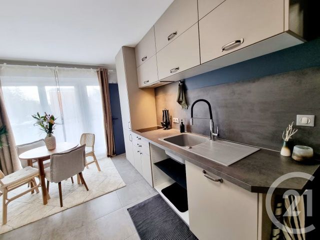 Appartement T1 à vendre - 1 pièce - 31.01 m2 - GRADIGNAN - 33 - AQUITAINE - Century 21 Les Graves