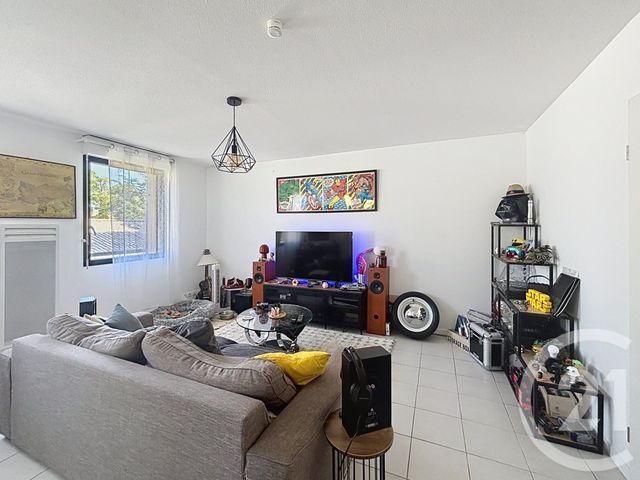 Appartement T2 à vendre - 2 pièces - 42.8 m2 - GRADIGNAN - 33 - AQUITAINE - Century 21 Les Graves