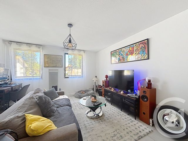 Appartement T2 à vendre - 2 pièces - 42.8 m2 - GRADIGNAN - 33 - AQUITAINE - Century 21 Les Graves