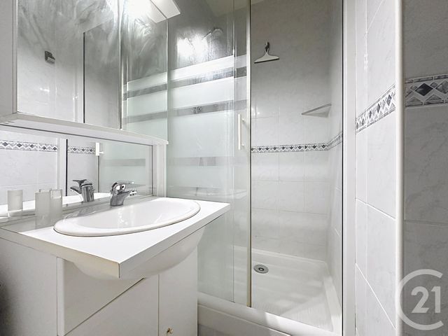 Appartement Studio à vendre - 1 pièce - 14.29 m2 - GRADIGNAN - 33 - AQUITAINE - Century 21 Les Graves