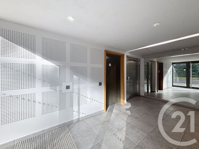 Appartement T2 à vendre - 2 pièces - 43.92 m2 - GRADIGNAN - 33 - AQUITAINE - Century 21 Les Graves