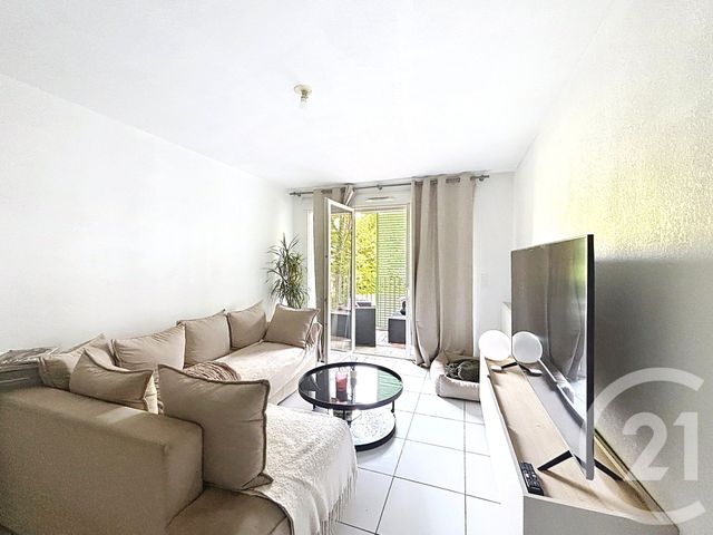 Appartement T2 à vendre - 2 pièces - 43.92 m2 - GRADIGNAN - 33 - AQUITAINE - Century 21 Les Graves