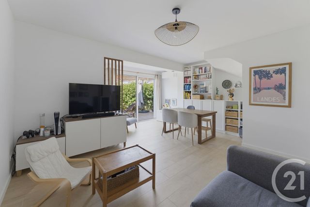 maison à louer - 4 pièces - 82.09 m2 - GRADIGNAN - 33 - AQUITAINE - Century 21 Les Graves