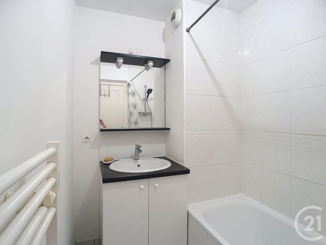 Appartement F2 à vendre - 2 pièces - 41.69 m2 - GRADIGNAN - 33 - AQUITAINE - Century 21 Les Graves