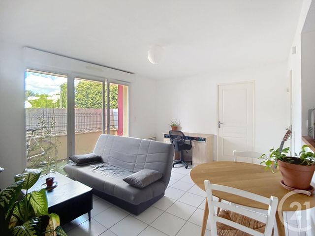 Appartement F2 à vendre - 2 pièces - 41.69 m2 - GRADIGNAN - 33 - AQUITAINE - Century 21 Les Graves
