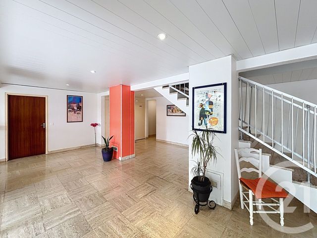 Appartement T2 à vendre - 2 pièces - 64.86 m2 - GRADIGNAN - 33 - AQUITAINE - Century 21 Les Graves