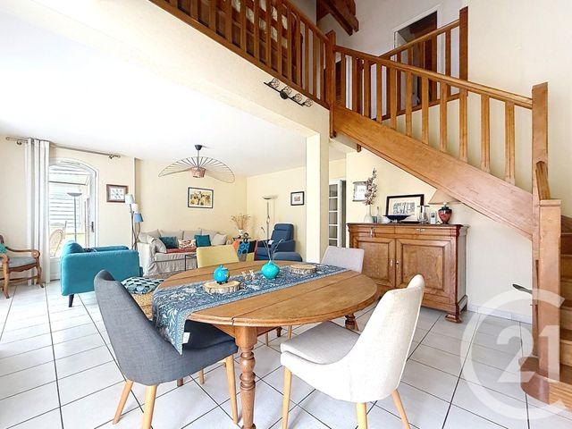 maison à vendre - 6 pièces - 140.2 m2 - GRADIGNAN - 33 - AQUITAINE - Century 21 Les Graves