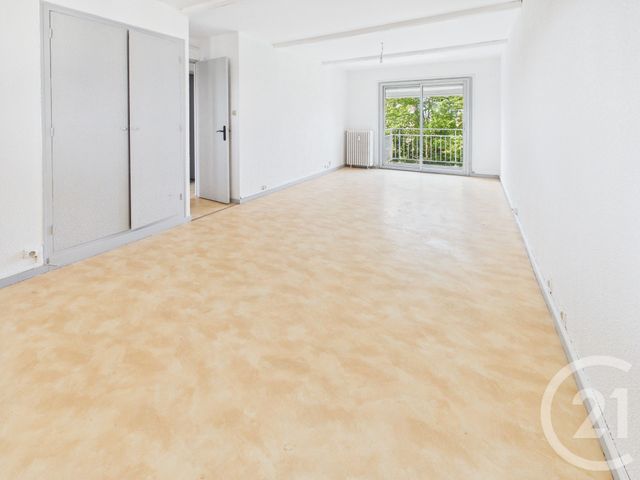 Appartement T2 à vendre - 2 pièces - 52.23 m2 - GRADIGNAN - 33 - AQUITAINE - Century 21 Les Graves