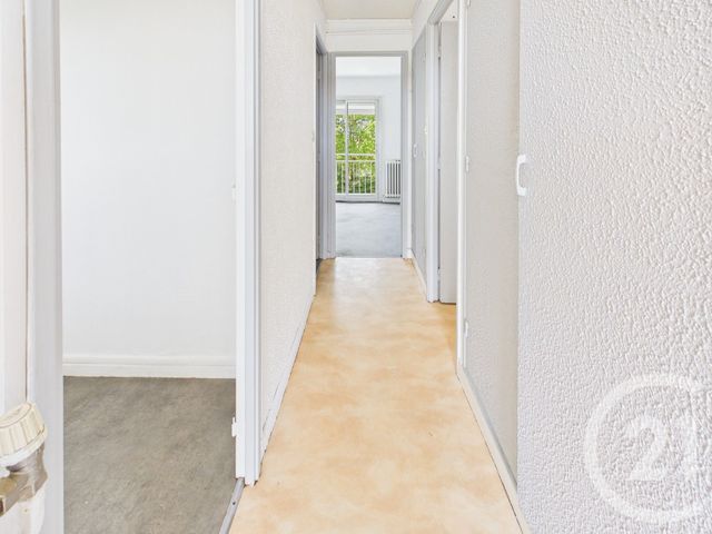 Appartement T2 à vendre - 2 pièces - 52.23 m2 - GRADIGNAN - 33 - AQUITAINE - Century 21 Les Graves
