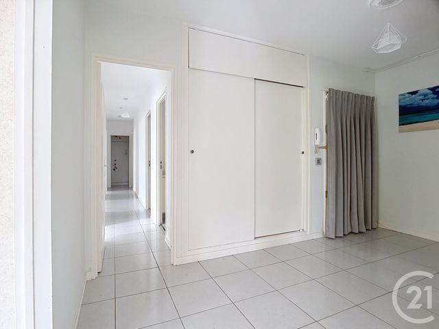 Appartement F5 à vendre - 5 pièces - 100.38 m2 - GRADIGNAN - 33 - AQUITAINE - Century 21 Les Graves