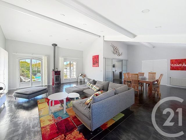 maison à vendre - 7 pièces - 226.03 m2 - CANEJAN - 33 - AQUITAINE - Century 21 Les Graves