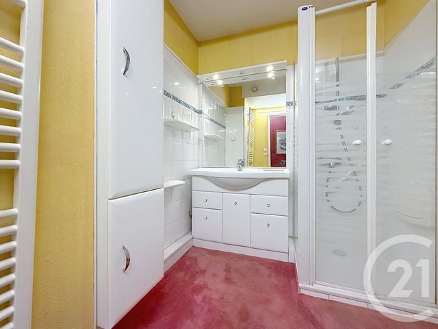 Appartement T3 à vendre - 3 pièces - 75.13 m2 - GRADIGNAN - 33 - AQUITAINE - Century 21 Les Graves