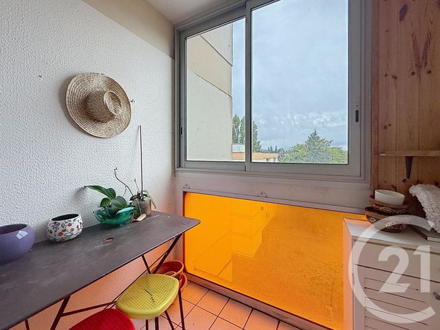 Appartement T3 à vendre - 3 pièces - 75.13 m2 - GRADIGNAN - 33 - AQUITAINE - Century 21 Les Graves