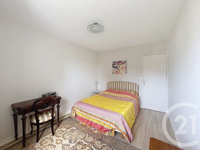 Appartement T5 à vendre - 6 pièces - 131.77 m2 - GRADIGNAN - 33 - AQUITAINE - Century 21 Les Graves