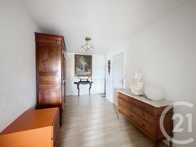 Appartement T5 à vendre - 6 pièces - 131.77 m2 - GRADIGNAN - 33 - AQUITAINE - Century 21 Les Graves